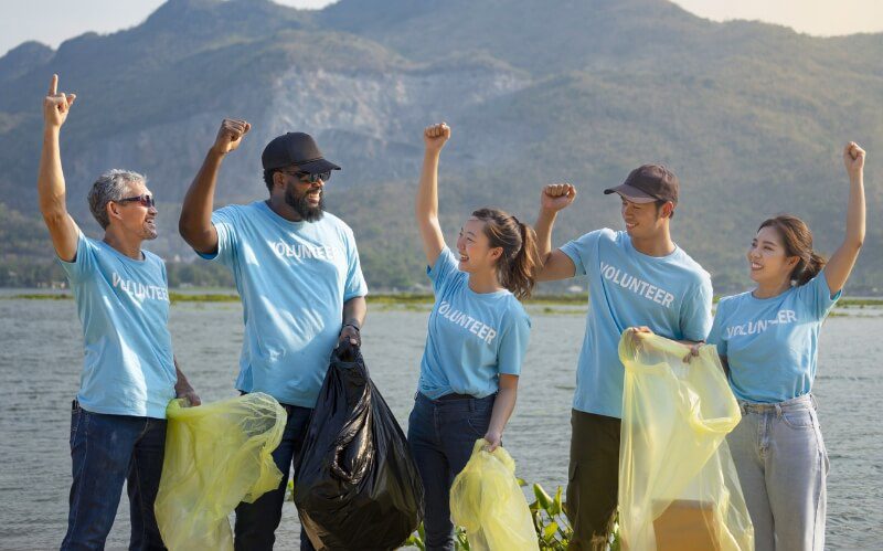 Volunteers having fun